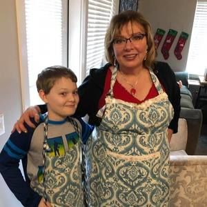 Meet your Posher, Gloria